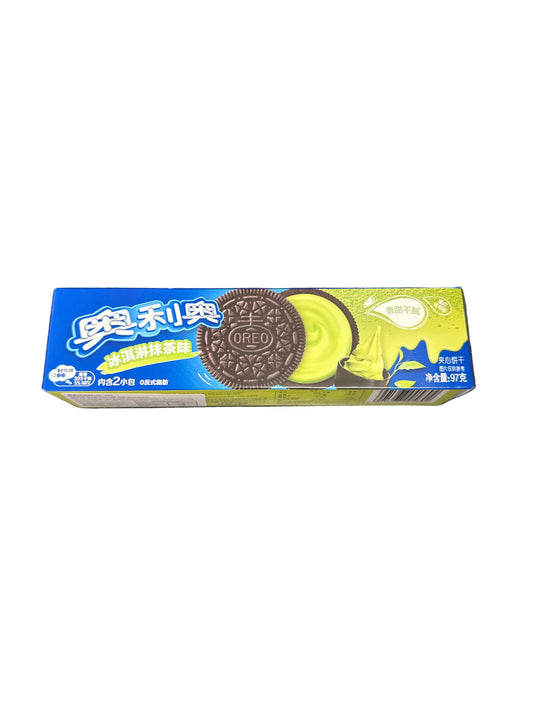 Oreo cookies with green tea